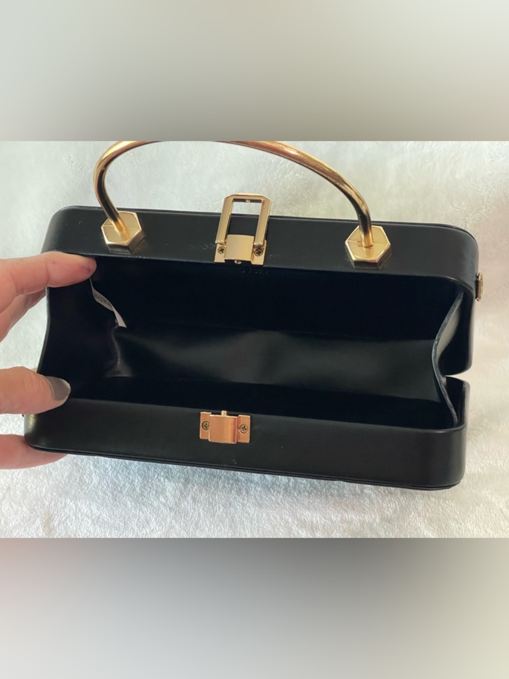 Most Wanted USA Structured Hard Shell handbag purse clutch black gold - Picture 6 of 10